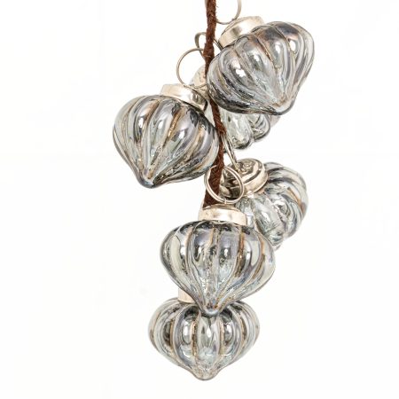 the-noel-collection-smoked-midnight-teardop-bauble-cluster