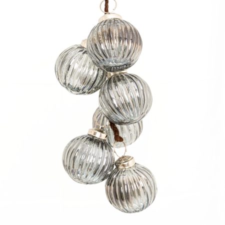 the-noel-collection-smoked-midnight-fluted-bauble-cluster