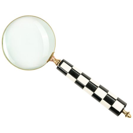 large-horn-cheque-magnifying-glass